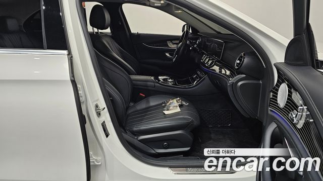 Mercedes-Benz E-Class E450 4MATIC Exclusive