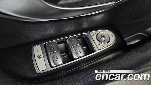 Mercedes-Benz E-Class E450 4MATIC Exclusive