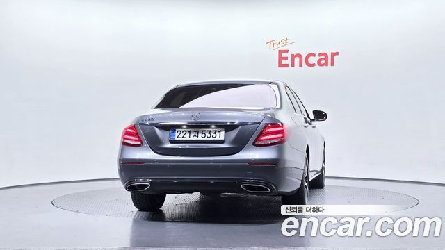 Mercedes-Benz E-Class E250 Avantgarde