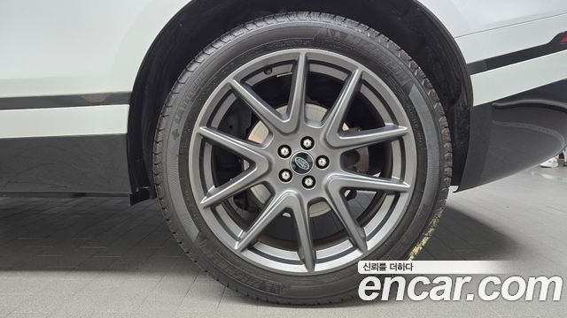 Land Rover Range Rover Velar 3.0 P400 R-Dynamic HSE