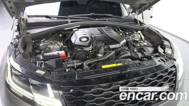 Land Rover Range Rover Velar 3.0 D300 R-Dynamic SE
