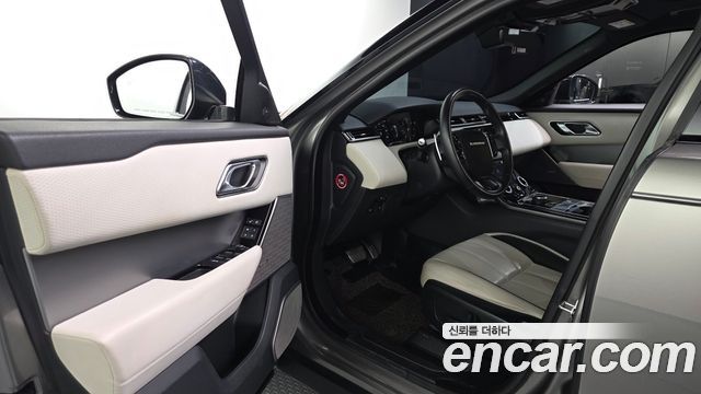 Land Rover Range Rover Velar 3.0 D300 R-Dynamic SE
