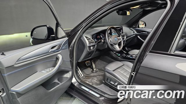 BMW iX3 M Sports