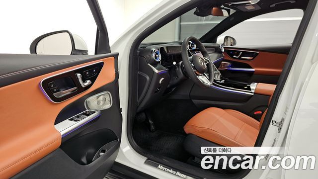 Mercedes-Benz GLC-Class GLC300 4MATIC Avnatgarde Coupe