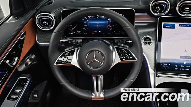 Mercedes-Benz GLC-Class GLC300 4MATIC Avnatgarde Coupe