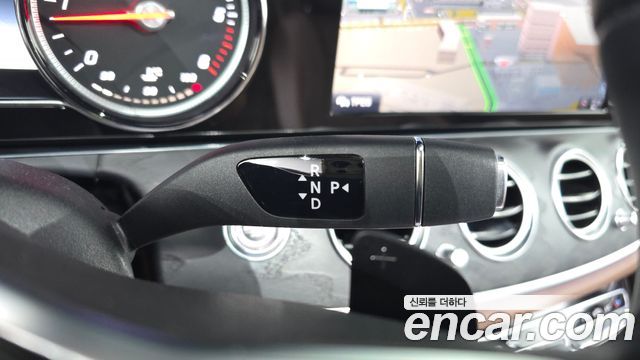 Mercedes-Benz E-Class E220d Avantgarde
