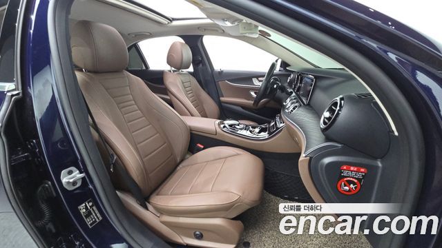 Mercedes-Benz E-Class E220d Avantgarde