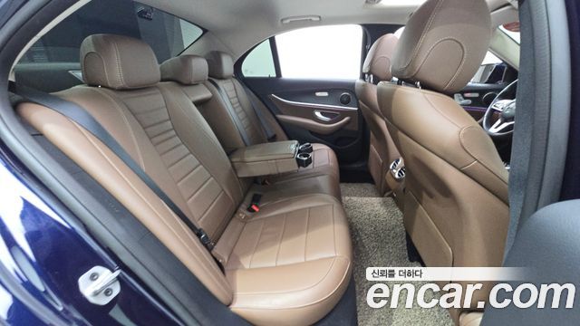 Mercedes-Benz E-Class E220d Avantgarde