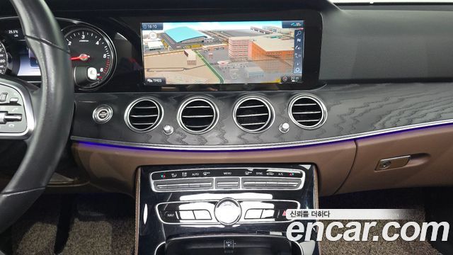 Mercedes-Benz E-Class E220d Avantgarde