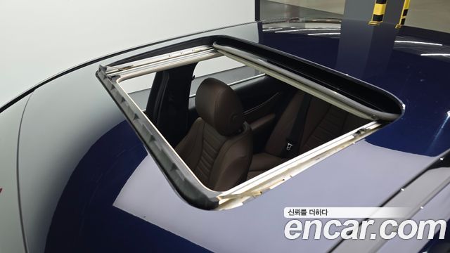 Mercedes-Benz E-Class E220d Avantgarde