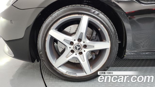 Mercedes-Benz SLC-Class SLC200
