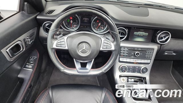 Mercedes-Benz SLC-Class SLC200
