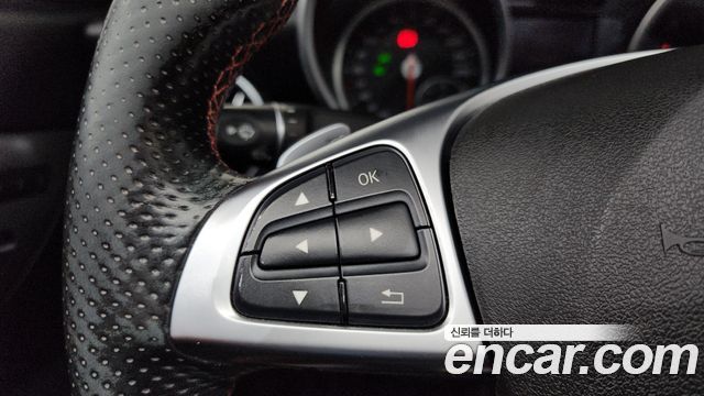 Mercedes-Benz SLC-Class SLC200