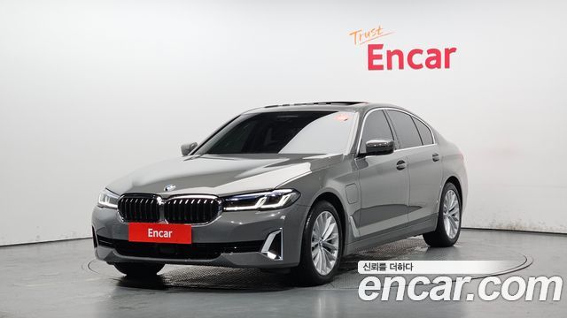 BMW 5-Series 530e Luxury