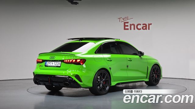 Audi RS3 2.5 TFSI Quattro