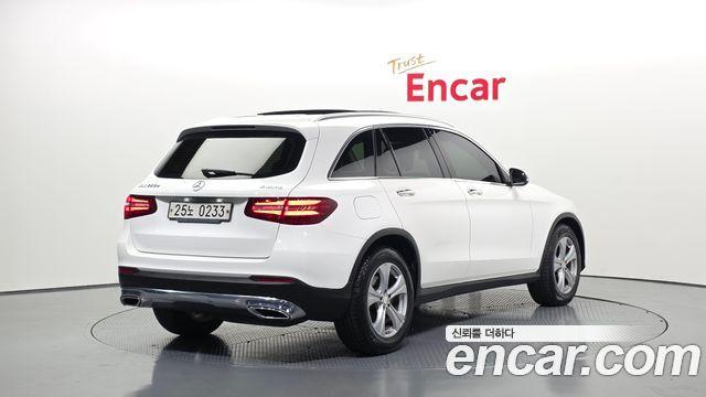Mercedes-Benz GLC-Class GLC220 d 4MATIC