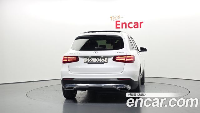 Mercedes-Benz GLC-Class GLC220 d 4MATIC