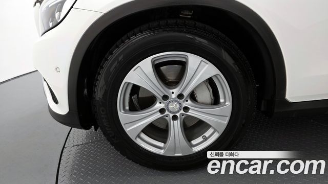 Mercedes-Benz GLC-Class GLC220 d 4MATIC