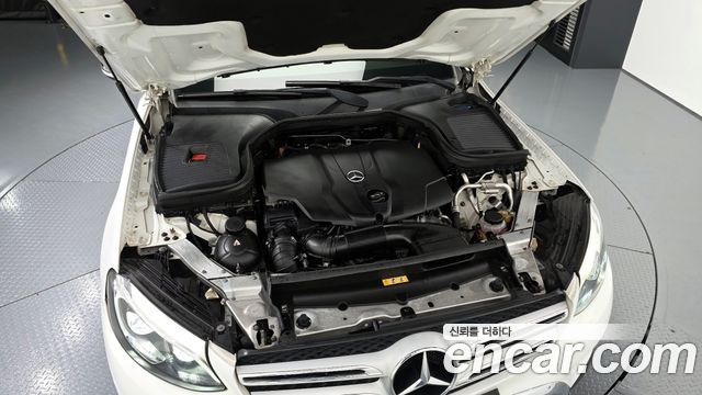 Mercedes-Benz GLC-Class GLC220 d 4MATIC