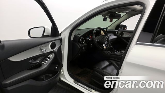 Mercedes-Benz GLC-Class GLC220 d 4MATIC