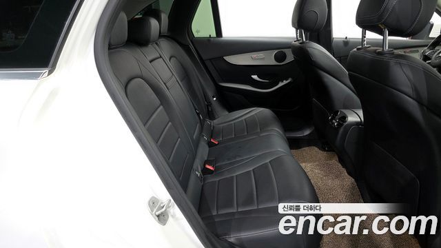 Mercedes-Benz GLC-Class GLC220 d 4MATIC