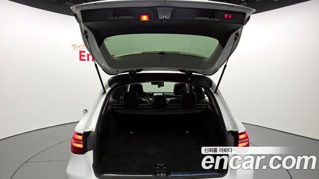 Mercedes-Benz GLC-Class GLC220 d 4MATIC