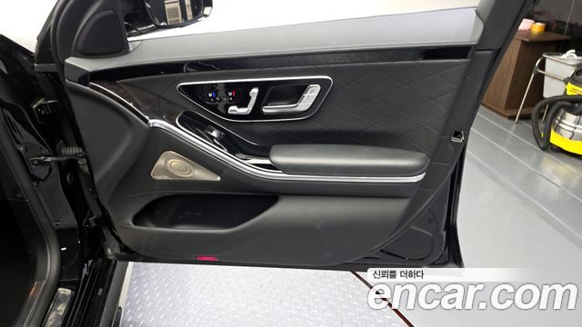Mercedes-Benz S-Class S500L 4MATIC