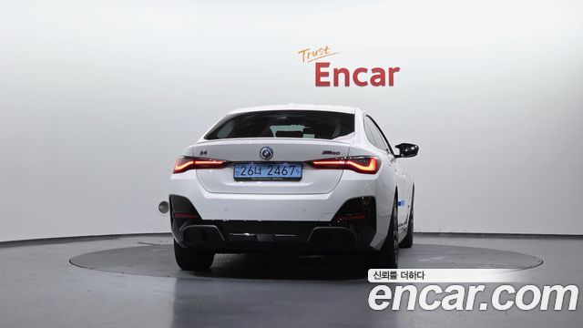 BMW i4 M50