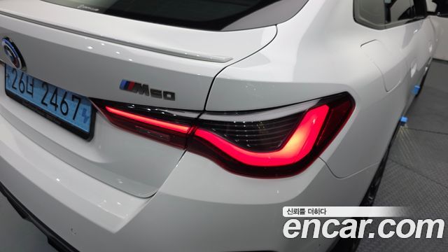 BMW i4 M50