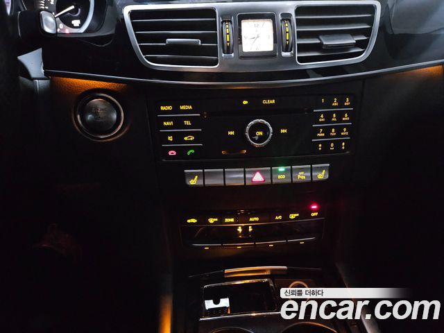 Mercedes-Benz E-Class E300 Avangard