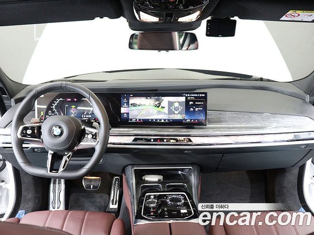 BMW 7-Series 740i xDrive M Sport