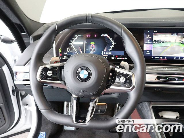 BMW 7-Series 740i xDrive M Sport