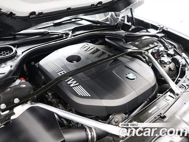 BMW 7-Series 740i xDrive M Sport