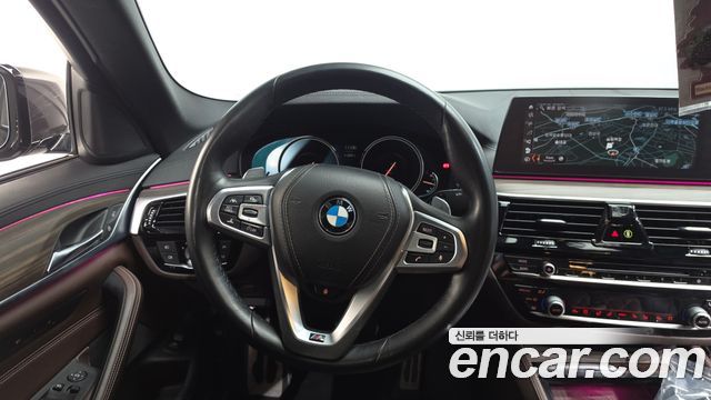 BMW 5-Series 530i M Sport Package Plus