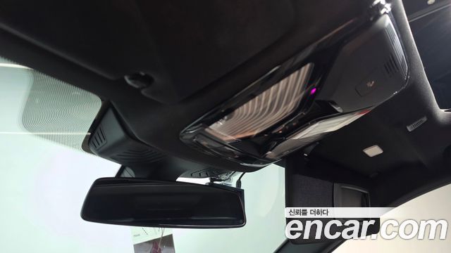 BMW 5-Series 530i M Sport Package Plus
