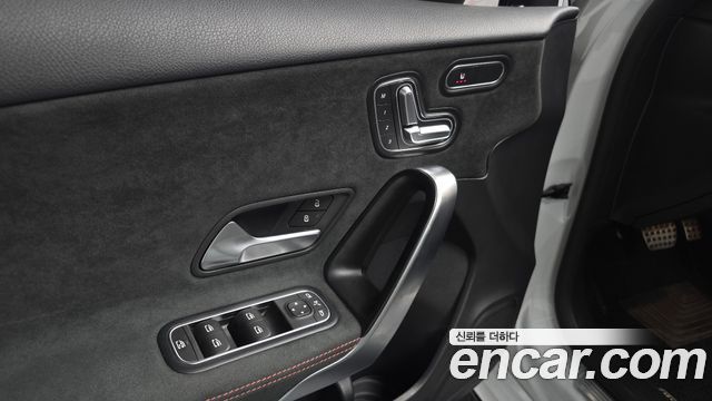 Mercedes-Benz A-Class AMG A45 4MAITC+ Hatchback