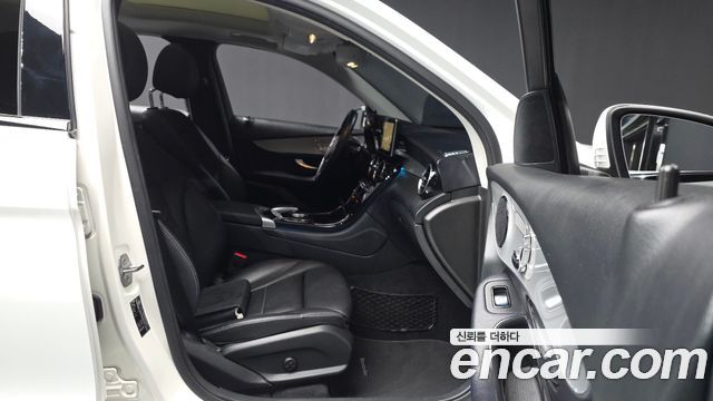 Mercedes-Benz GLC-Class GLC350e 4MATIC Premium