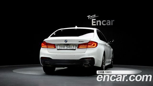 BMW 5-Series 530i M Sport Package