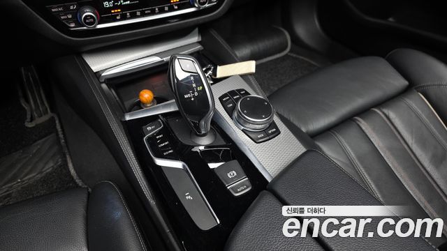 BMW 5-Series 530i M Sport Package