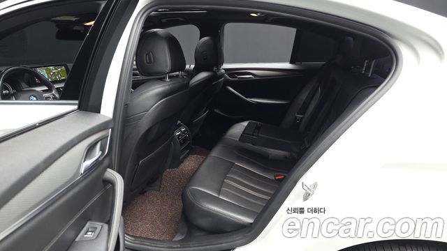 BMW 5-Series 530i M Sport Package