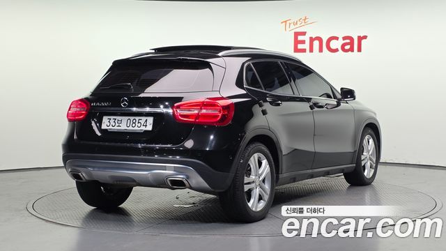 Mercedes-Benz GLA-Class GLA200 d