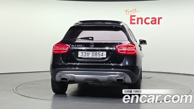 Mercedes-Benz GLA-Class GLA200 d