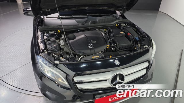 Mercedes-Benz GLA-Class GLA200 d