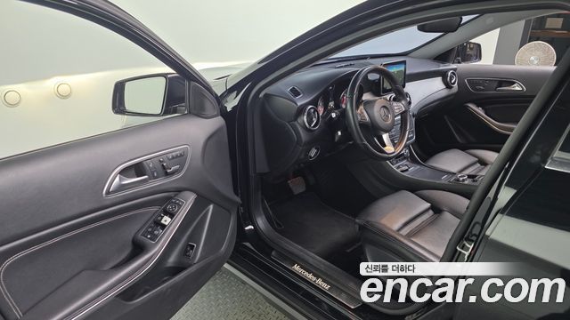 Mercedes-Benz GLA-Class GLA200 d