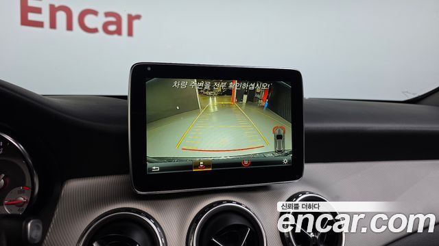 Mercedes-Benz GLA-Class GLA200 d