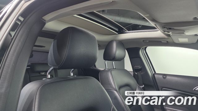 Mercedes-Benz GLA-Class GLA200 d