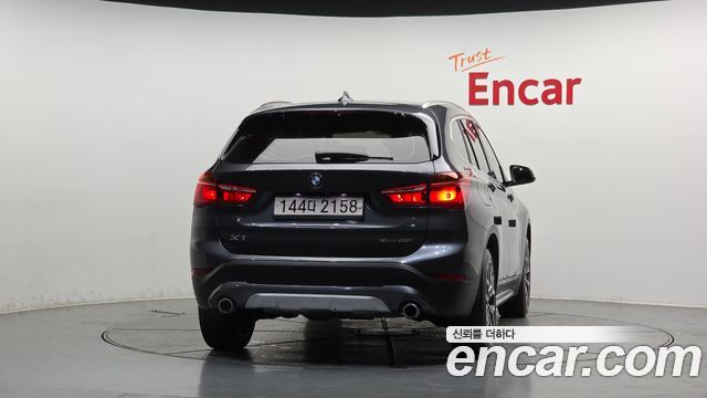 BMW X1 xDrive 20i xLine