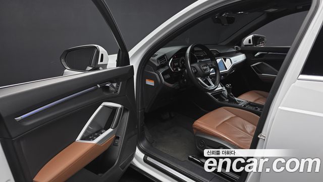 Audi Q3 35 TDI Premium