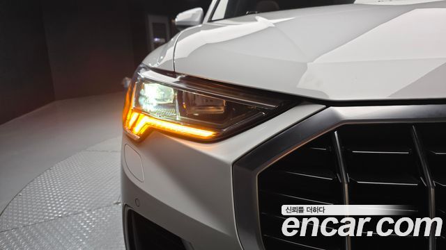 Audi Q3 35 TDI Premium