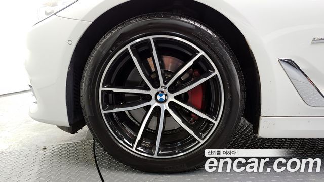 BMW 5-Series 530i Luxury Plus